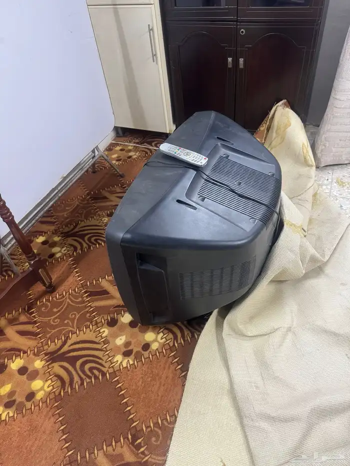 2 تلفزيون قديمه للبيع لا يفوتكم الأثريات 6