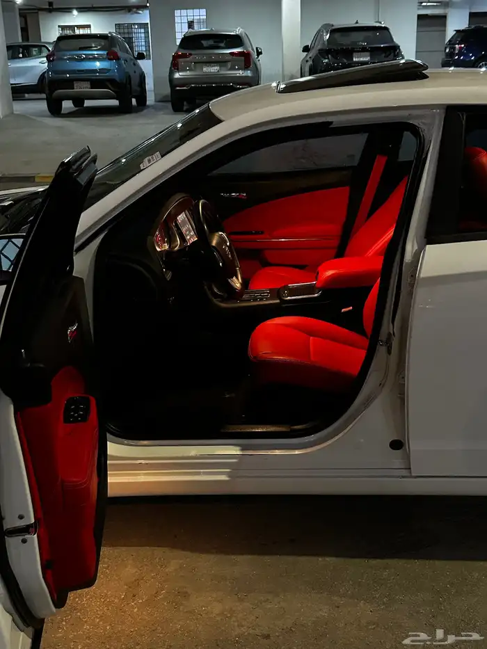 للبيع مراتب تشارجر 2011 الى 2014 6