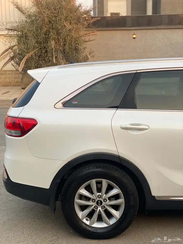 سورنتو 2017 نظيف جدا 9