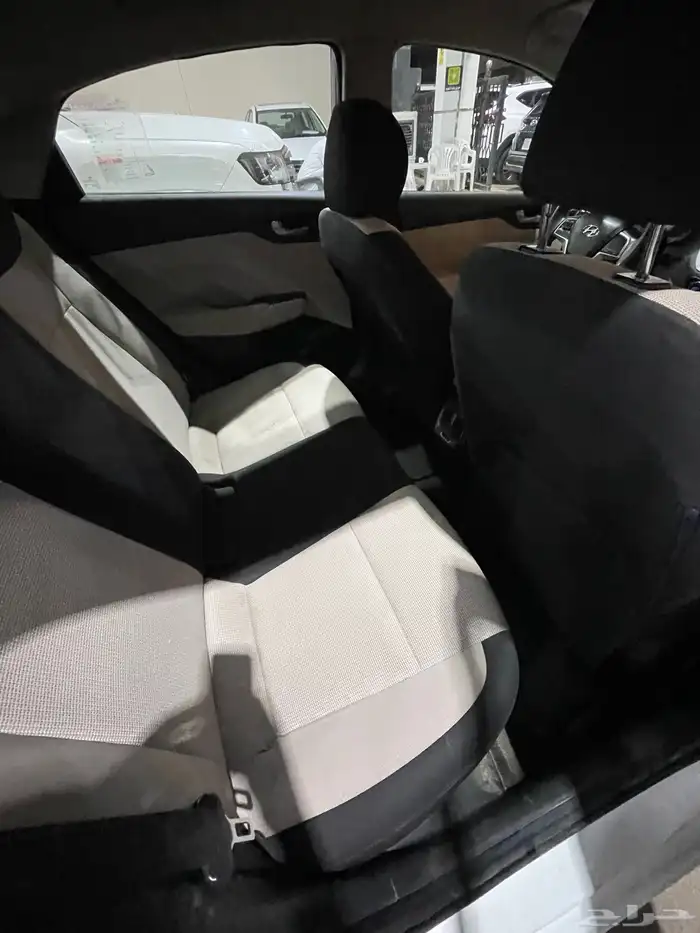 للبيع اكسنت 2019 36