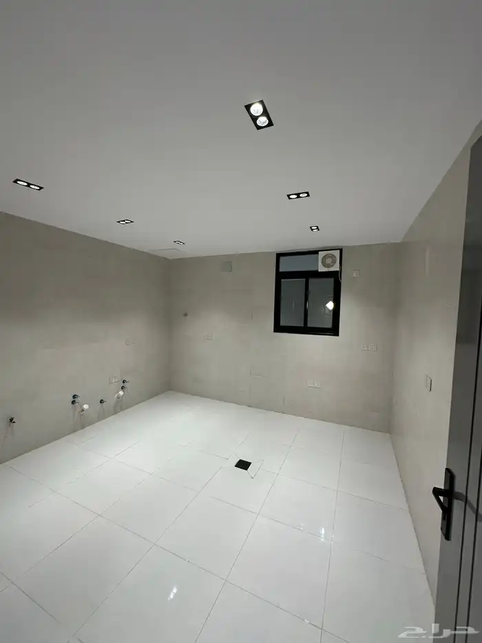 للبيع شقق نظام ادوار واصل الخدمات حي المعارض 5