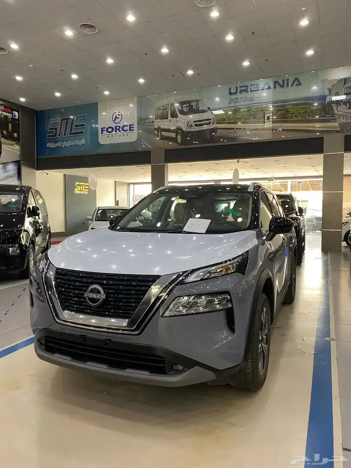 نيسان اكستريل SV بلس لون اسمنتي سقف اسود جديد اصفار 0