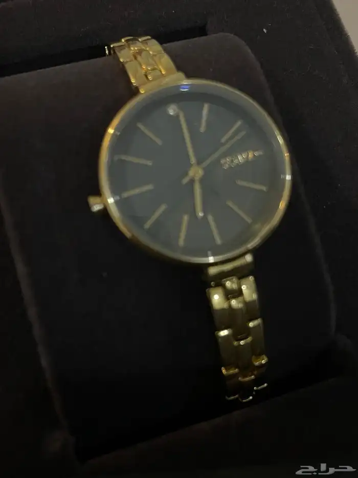 ساعة زايروس نسائية فخمة بلون أخضر وذهبي ما انلبست 2