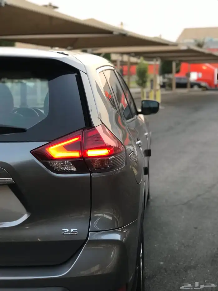 اكس تريل 2021 4