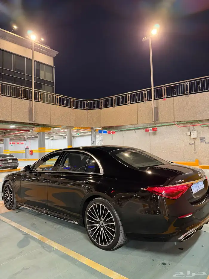 مرسدس S450 2023 جفالي اسود ملكي 3