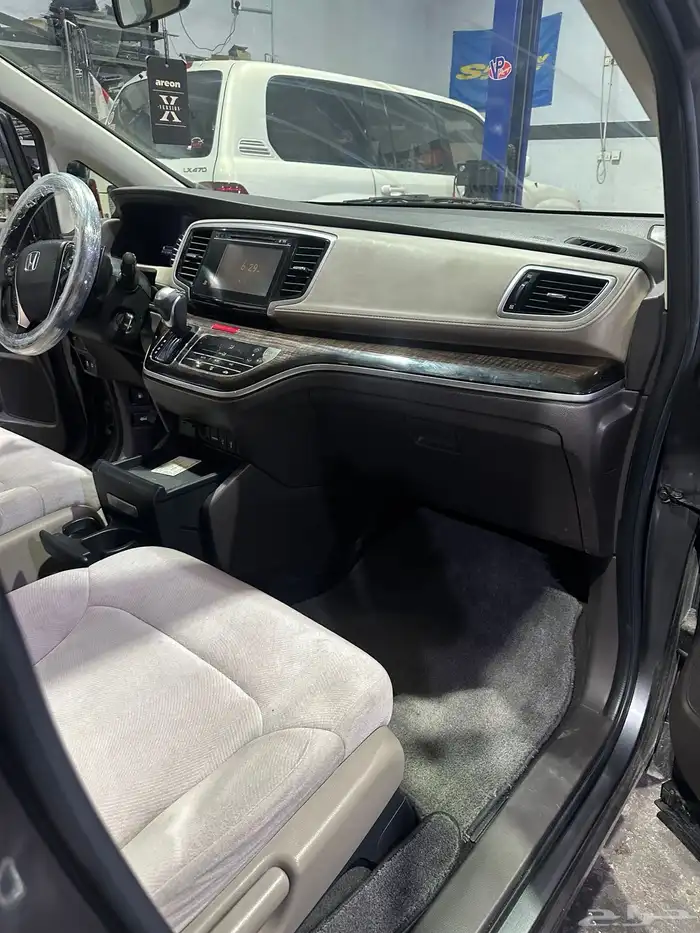 هوند اودسي 2017 12