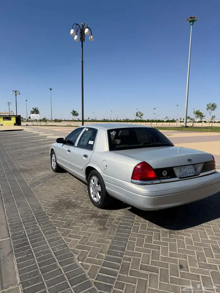 فورد فكتوريا 2012 فل كامل سعودي وارد توكيلات الجزيره 4