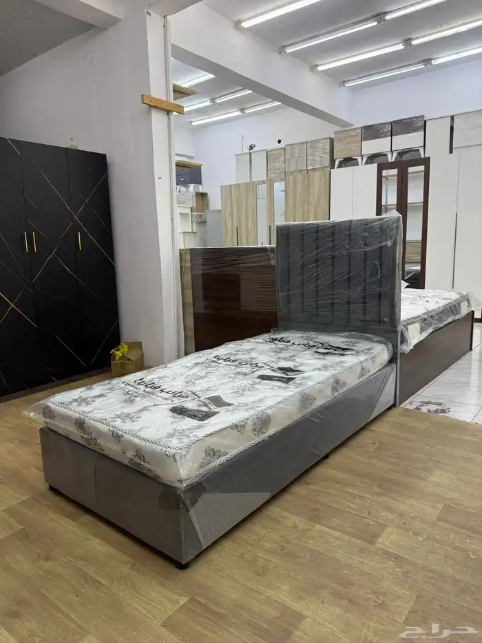 سرير نفر نفرونص.. نفرين 9