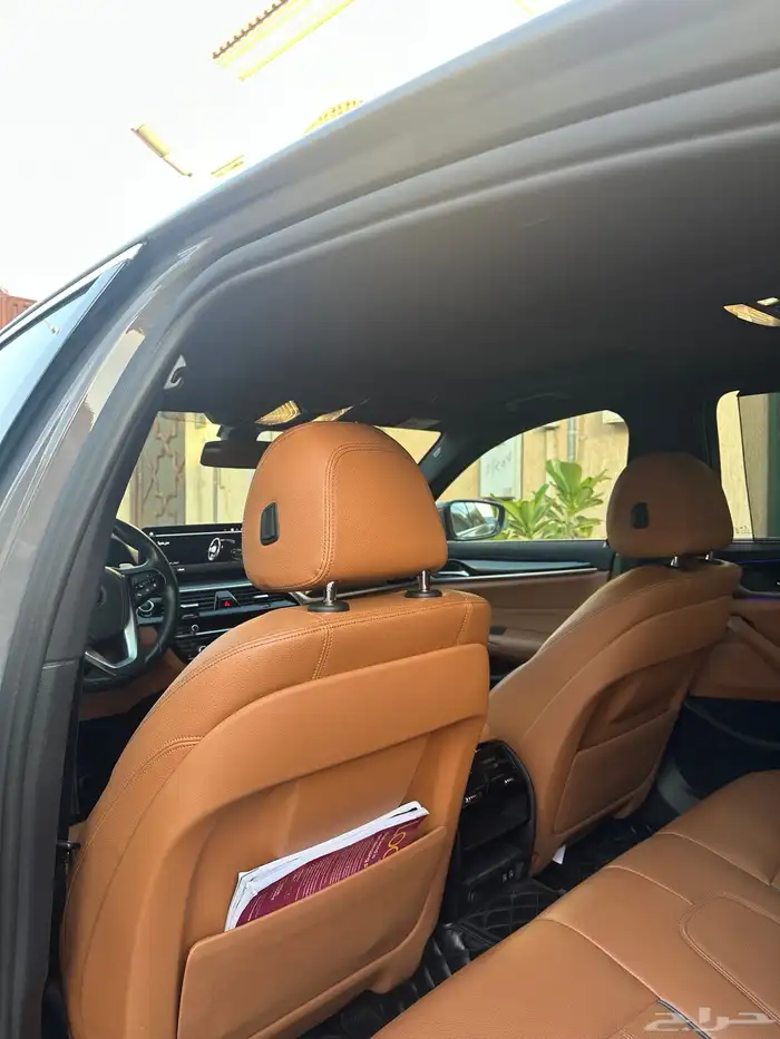 بي ام دبليو  520   2022 4