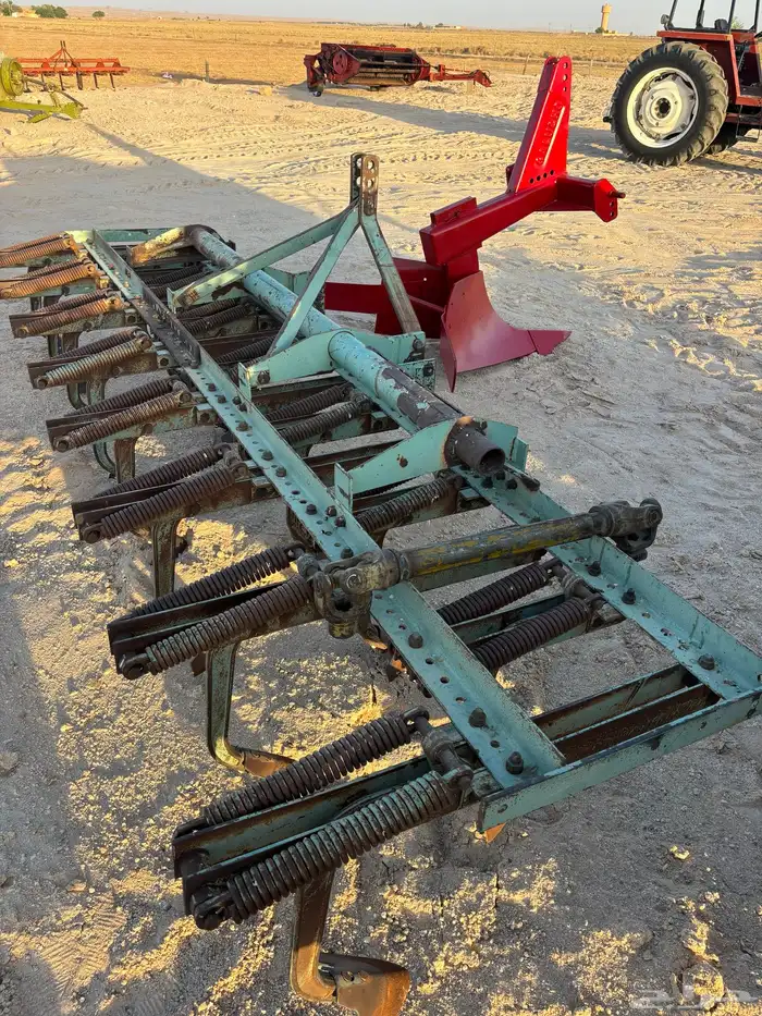 حراثة فيات 90 - 100 كذالك ( جميع المعدات الزراعية ) 12