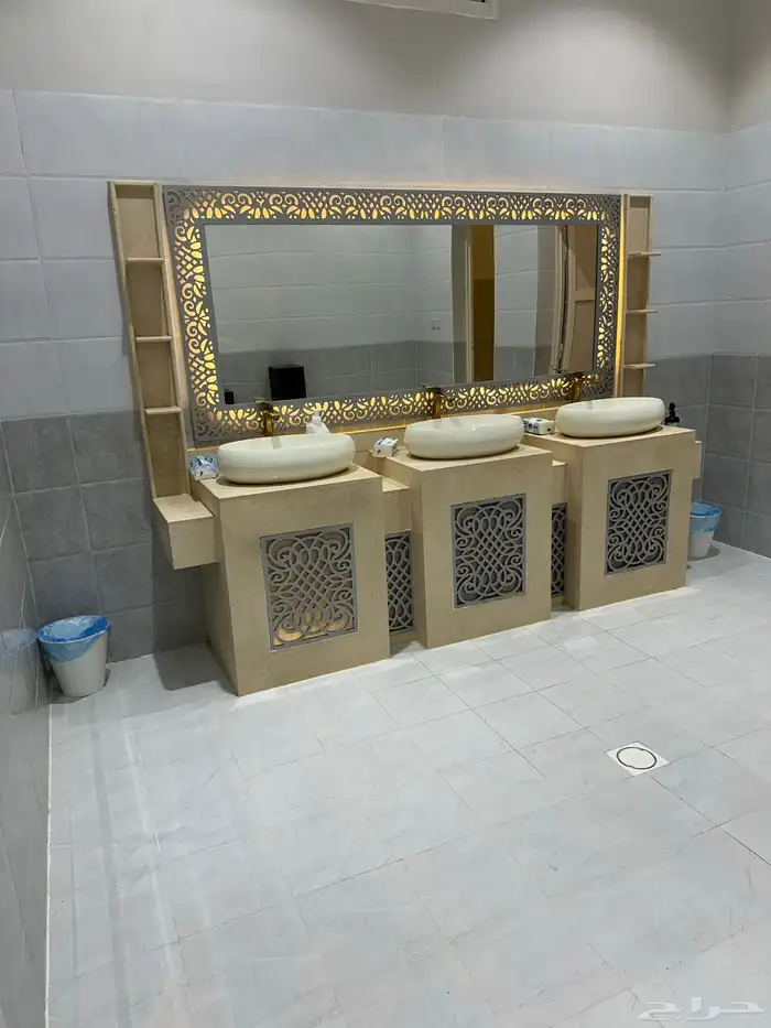 استراحه فاخره بالعمارية مساحة 2000 متر للايجار السنوي 17