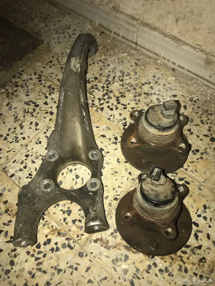 فلنجات مع الحساسات و دنقل لكزس من 2001 الي 2003 1