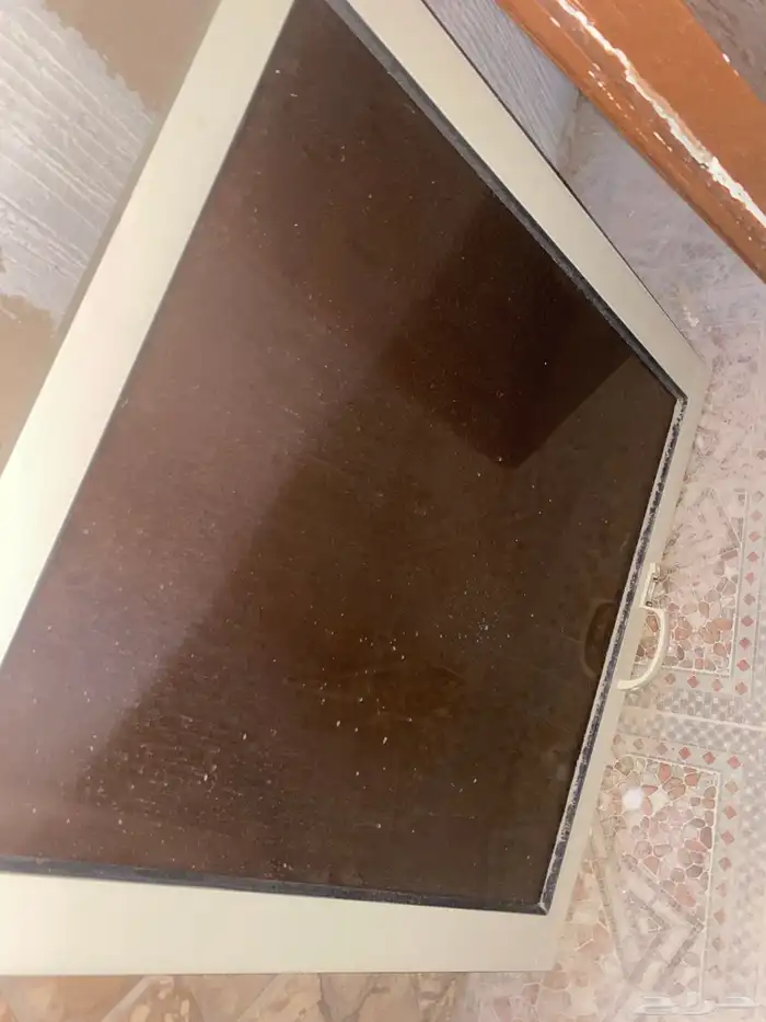 لاب توب وكنب ومغسلة يدين و لاب توب نظيف 7