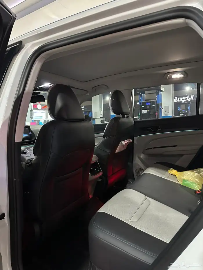 للبيع فورد تيريتوري تيتانيوم 2023 9