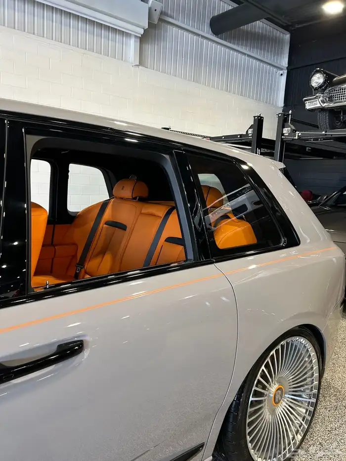 رولز رويس كولينان 2023 2