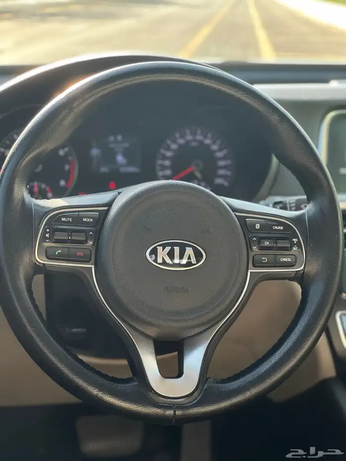 كيا اوبتيما 2018للبيع فل كامل 12