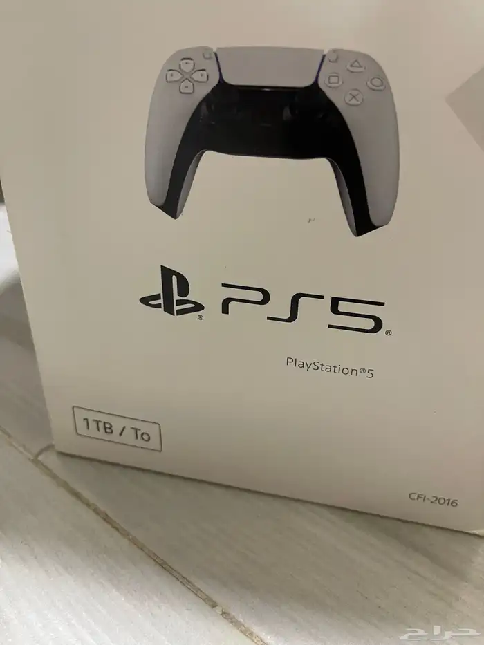 للبيع بلاستيشن 5 نضيف نسخة السيدي 1