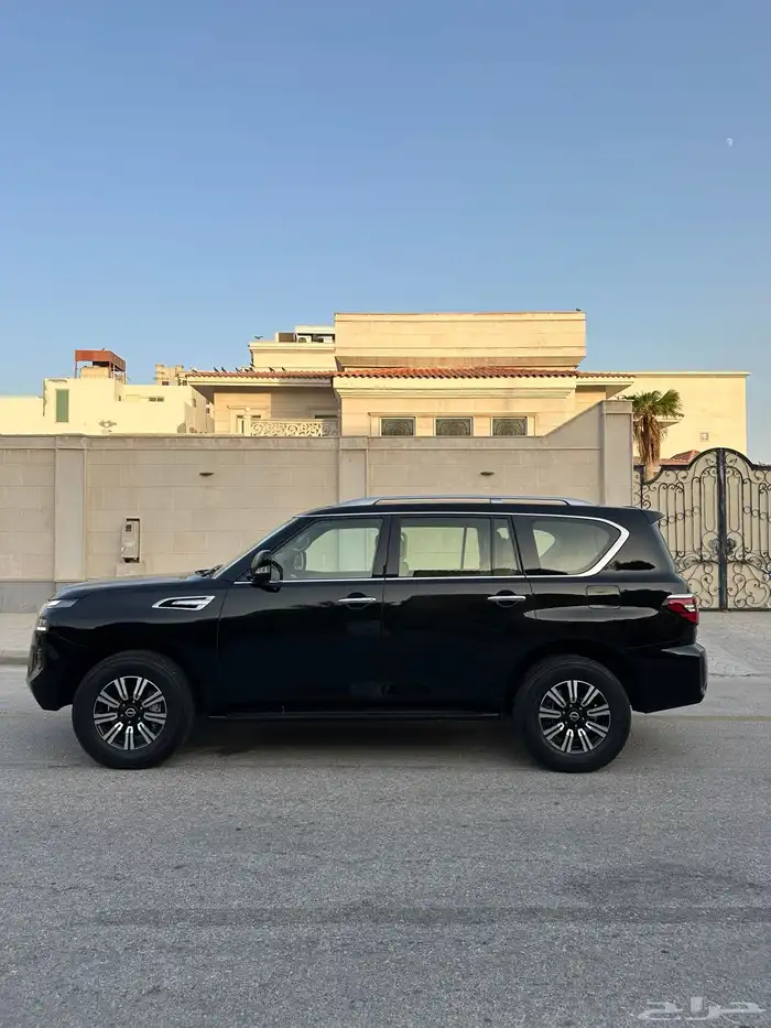 للبيع نيسان باترول 2024 SE2 4