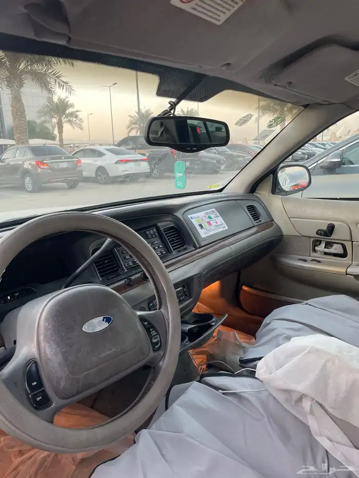 فورد فكتوريا 2001 LX وارد الدوحة 21
