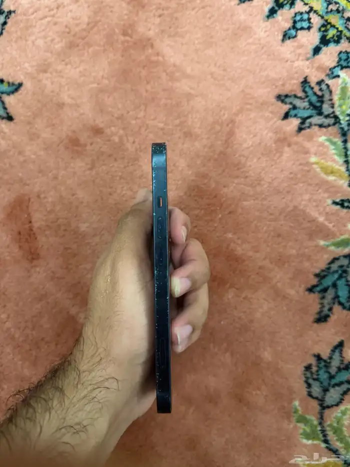 ايفون 13 نظيف 4