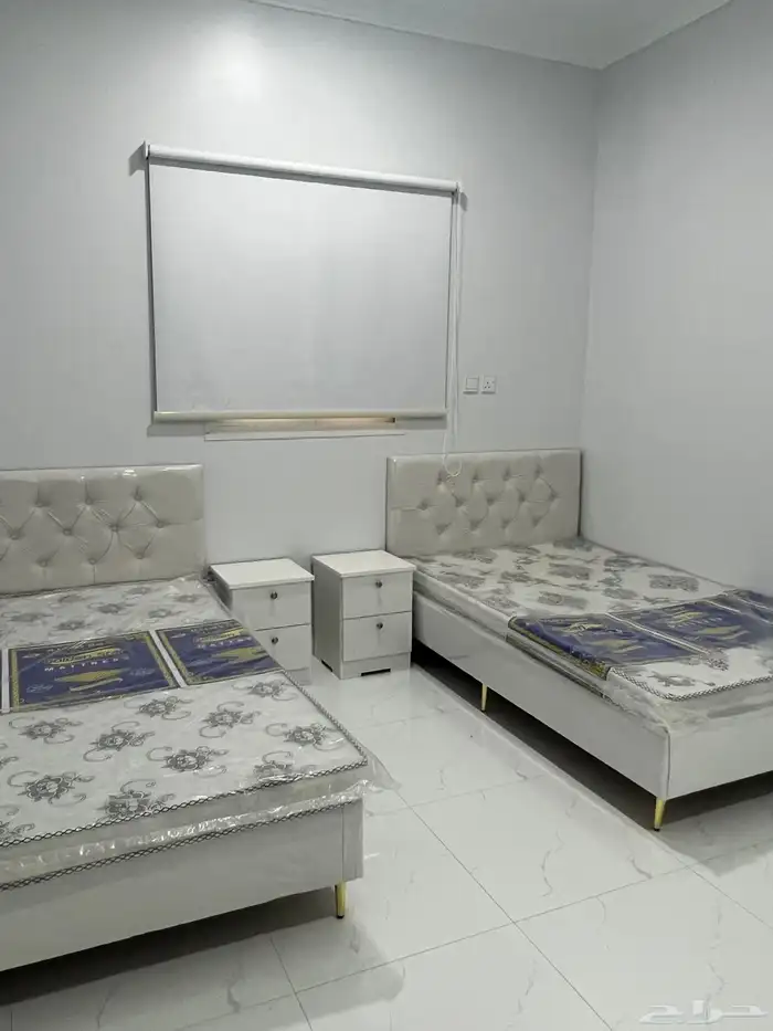 شقق مؤثثة للعوائل والعزاب 24