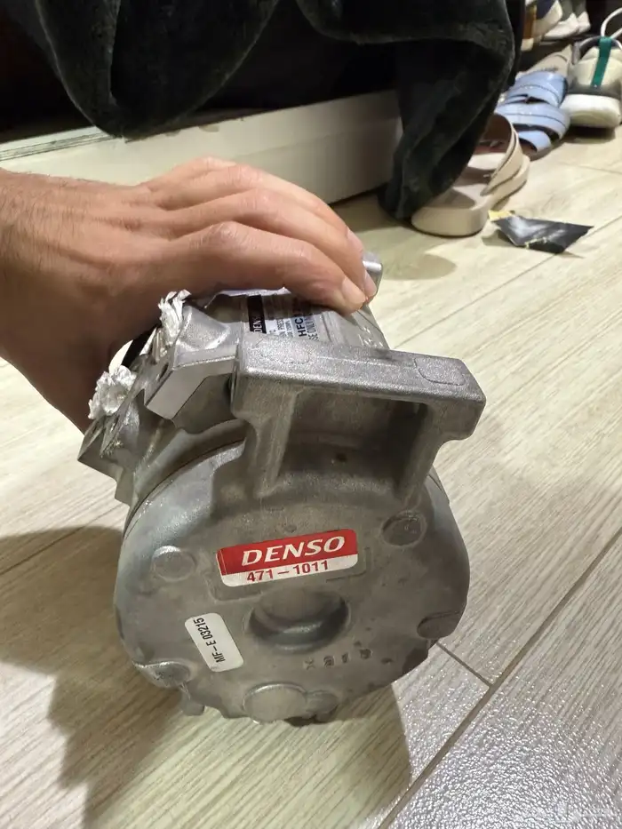 كمبريسر برادو شبه جديد استخدام شهرين فقط 2