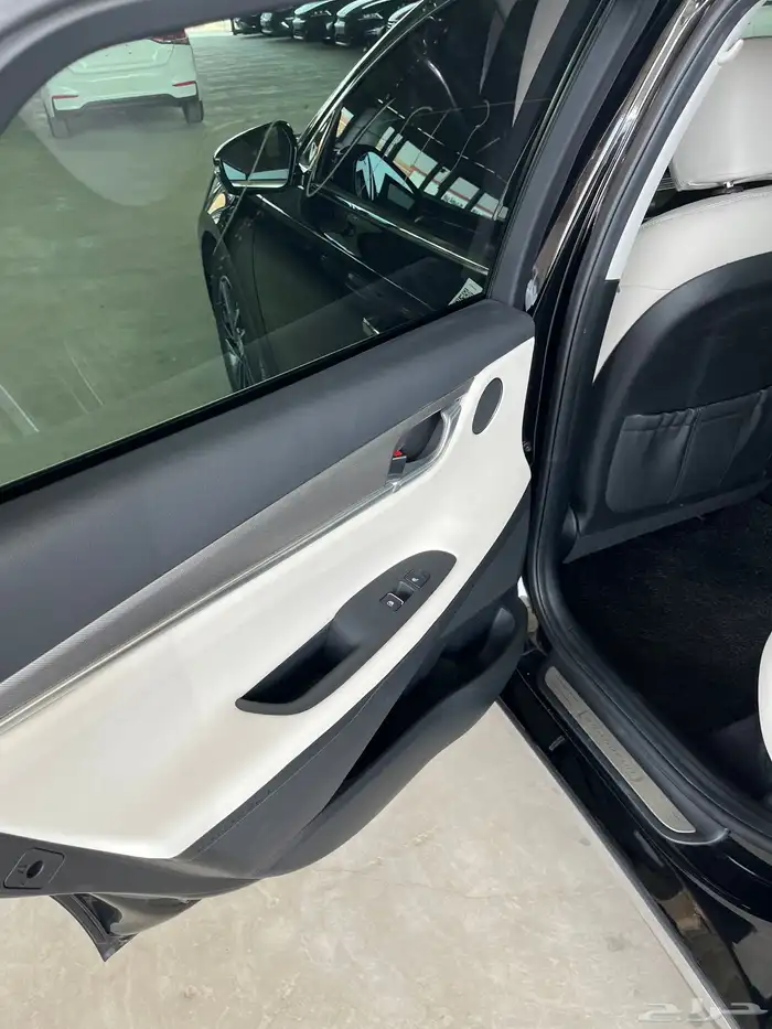 ازيرا 2021 وارد كوريا 17