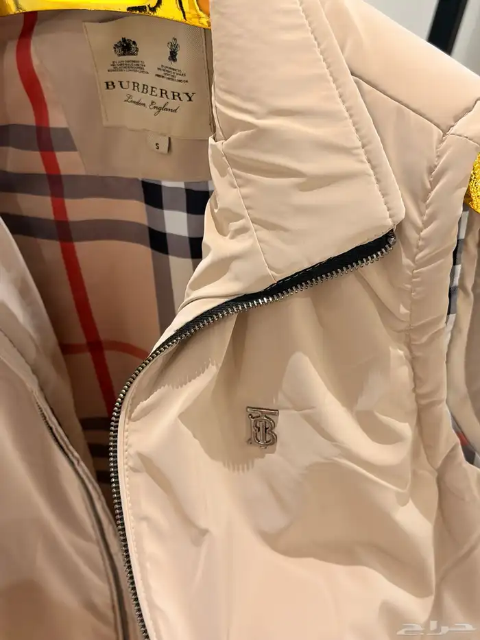 أفخم جاكيتات من أرقى الماركات العالمية 38