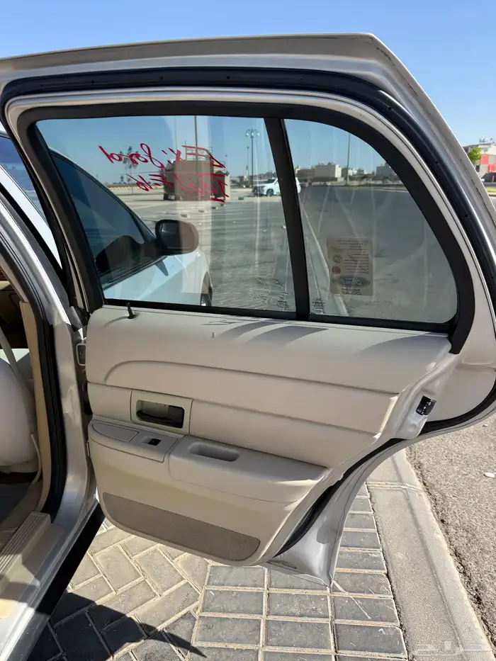 فورد فكتوريا 2012 فل كامل سعودي وارد توكيلات الجزيره 19