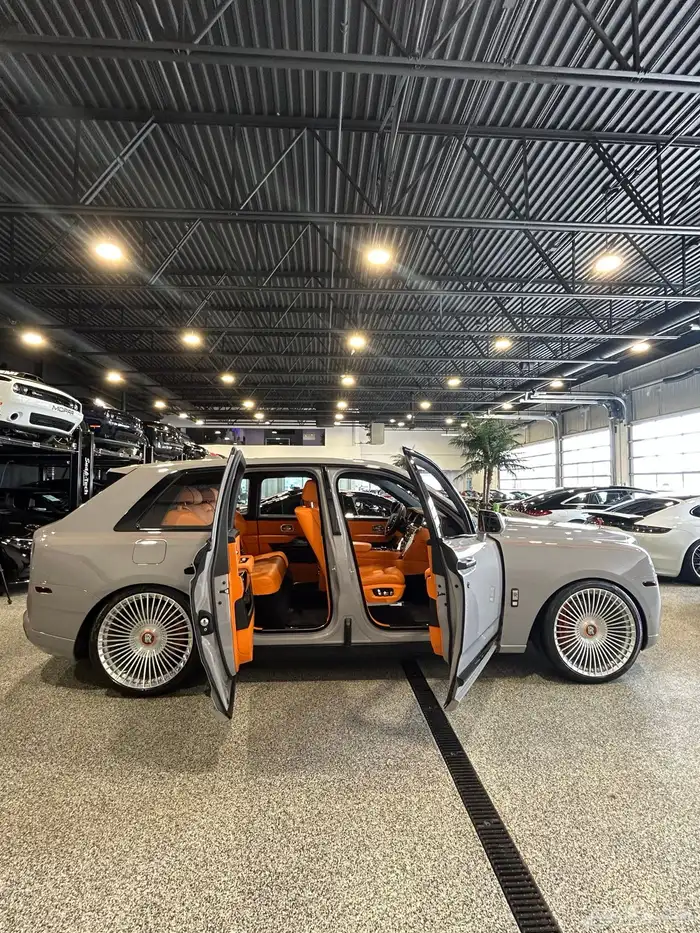 رولز رويس كولينان 2023 13