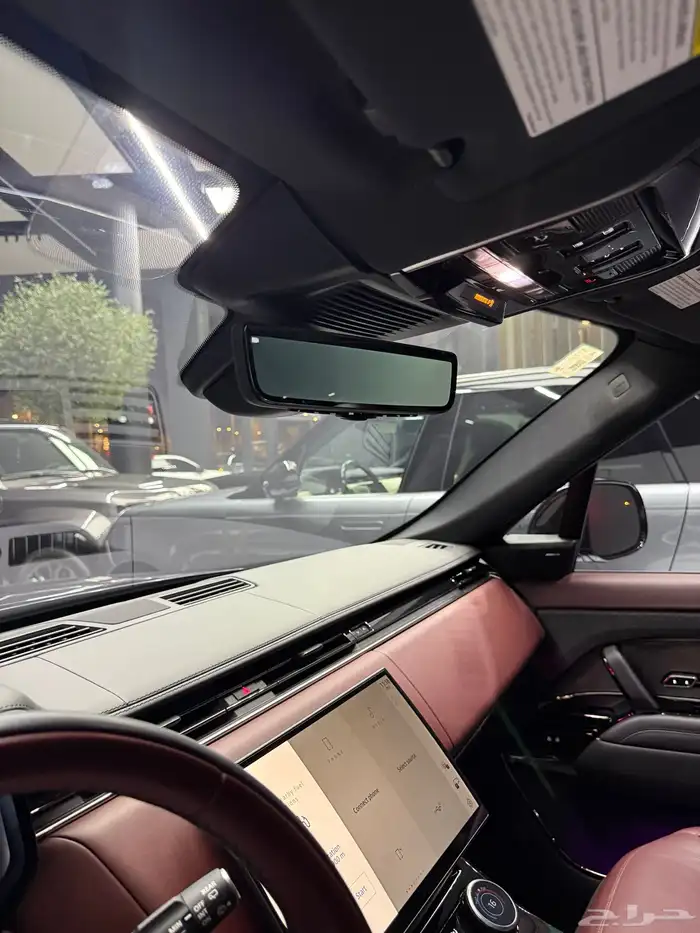 رنج سبورت 2023 اعلى فئه 10