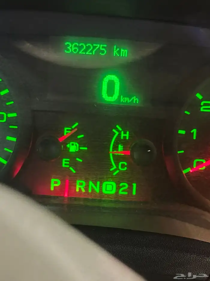 فورد كراون فكتوريا 2011 4