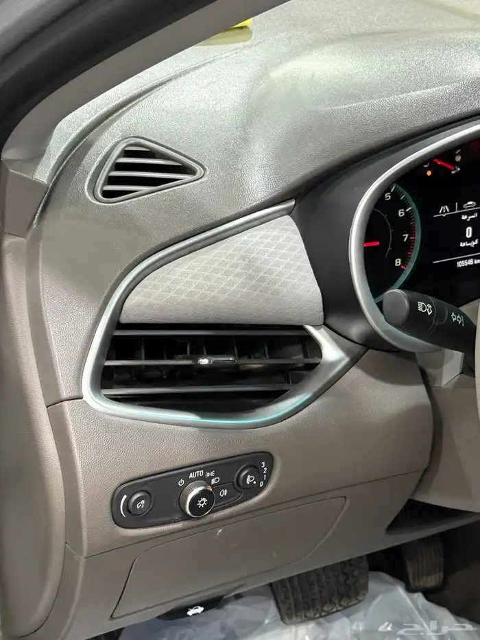 شيفرولية ماليبو 2021 فضي لدى معرض(عبيد الرشيدي) 27