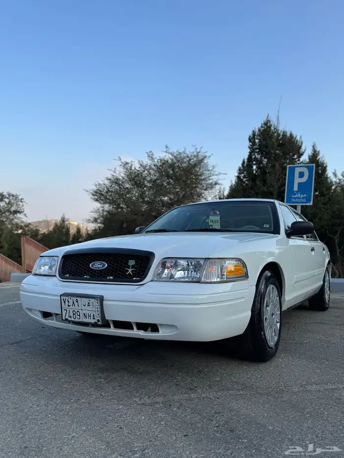 فورد فكتوريا 8
