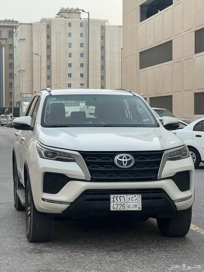 تويوتا فورتشنر موديل 2022 ديزل تيربو 23