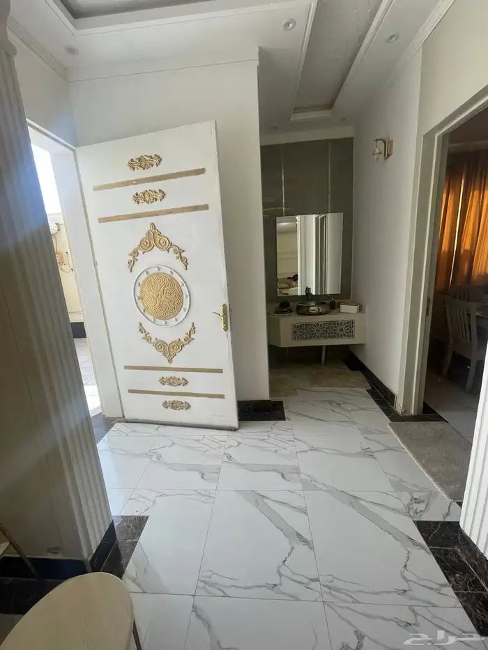 فيلا زاويه بحي المهدية 9