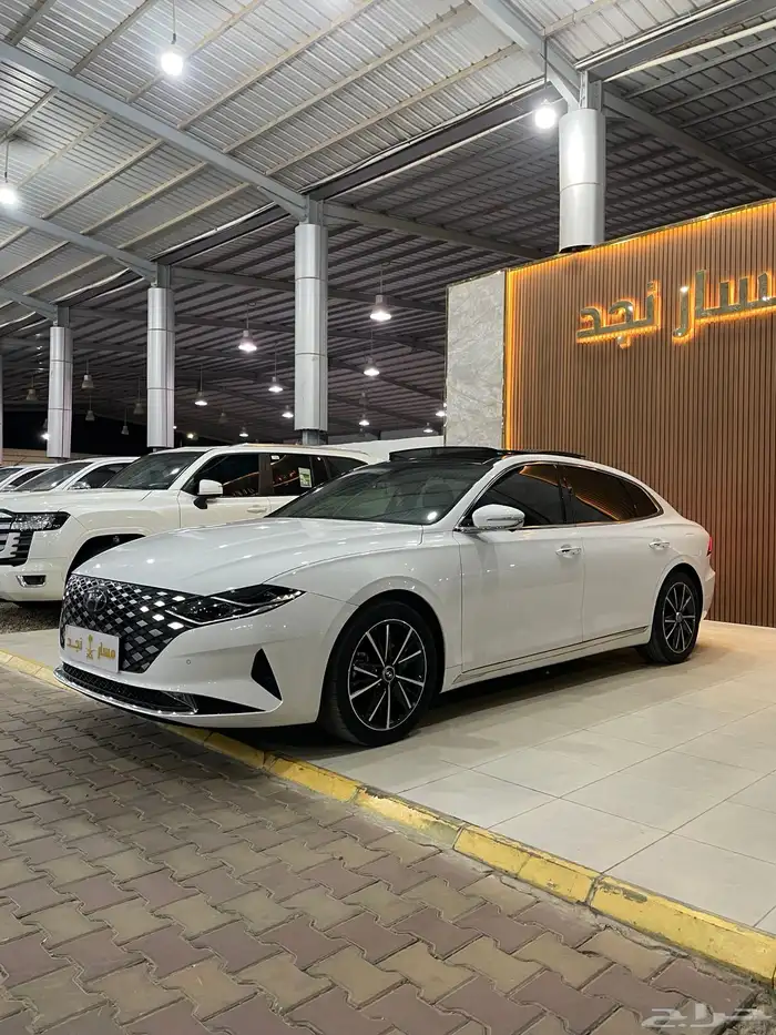 ازيرا موديل 2023 فل كامل 5