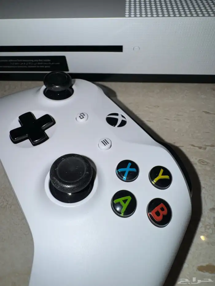 xbox one 500G مخزن بحالة الوكالة 2