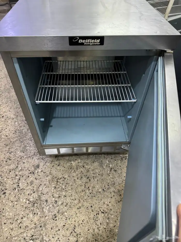 ثلاجة مطعم 42