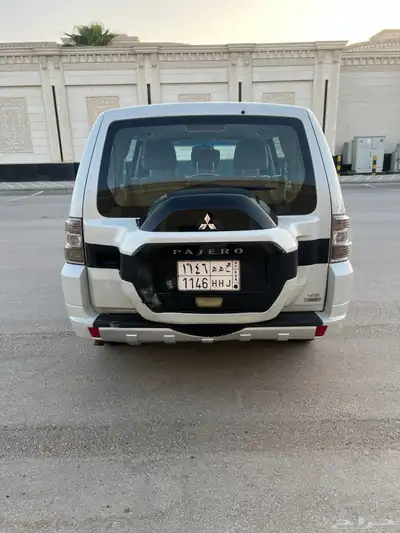 ميتسوبيشي باجيرو 2016 index