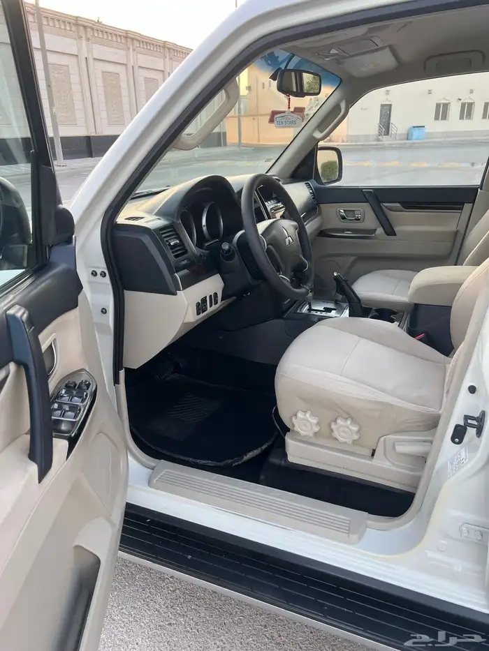 ميتسوبيشي باجيرو 2016 11