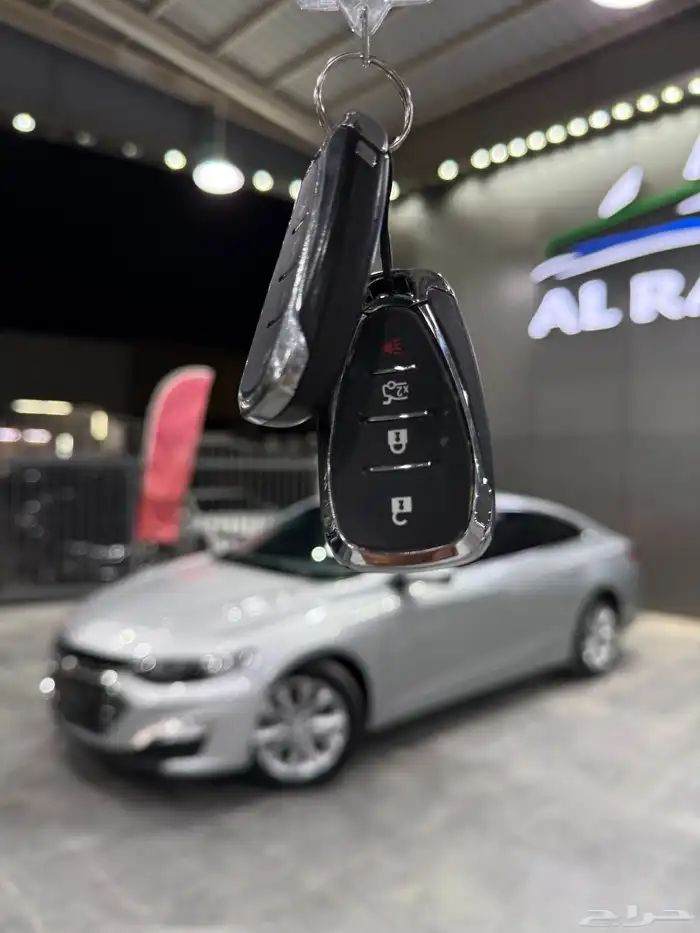 شيفرولية ماليبو 2021 فضي لدى معرض(عبيد الرشيدي) 34