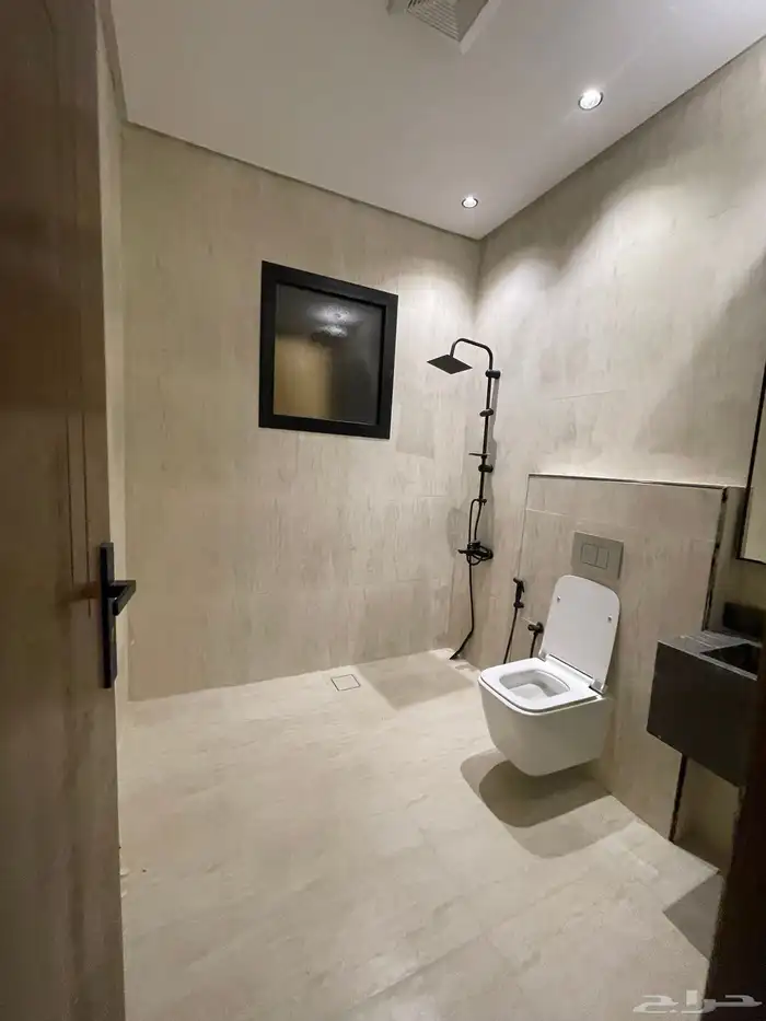 للتملك فلل تاون هاوس من 635 الف ابها درة المنسك 15