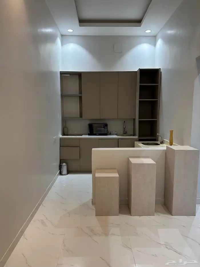 استراحه فاخره بالعمارية مساحة 2000 متر للايجار السنوي 13