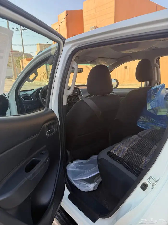 ميشتوبيشي دبل ديزل 2022 اوتوماتيك 11