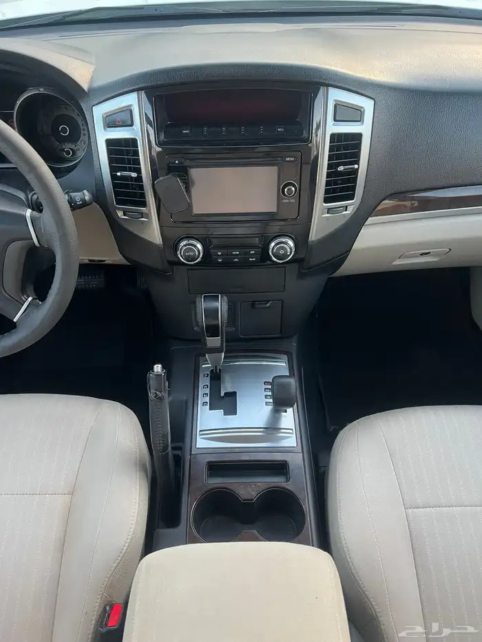 ميتسوبيشي باجيرو 2016 23