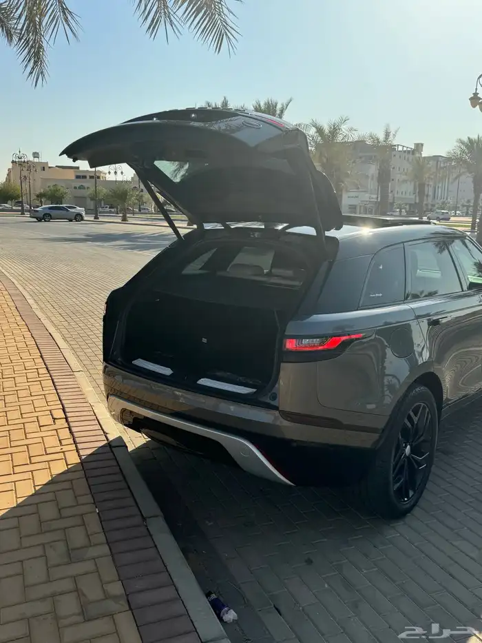 رنج روفر فيلار R Daynamic 17