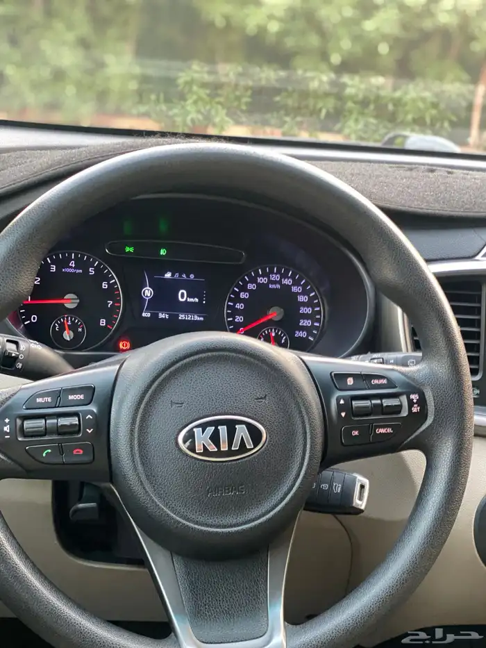 سورنتو 2017 نظيف جدا 16