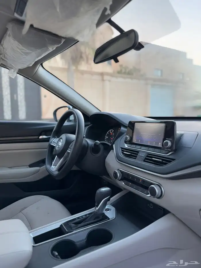 للبيع   التيما 4