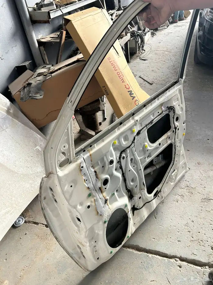 ابواب يمين لاندكروزر 2014 4